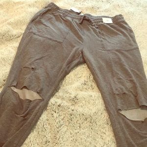 Grey jogger NWT Size large really cute never worn